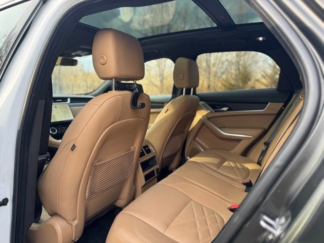 Used 2023 Jaguar F-PACE S image 13