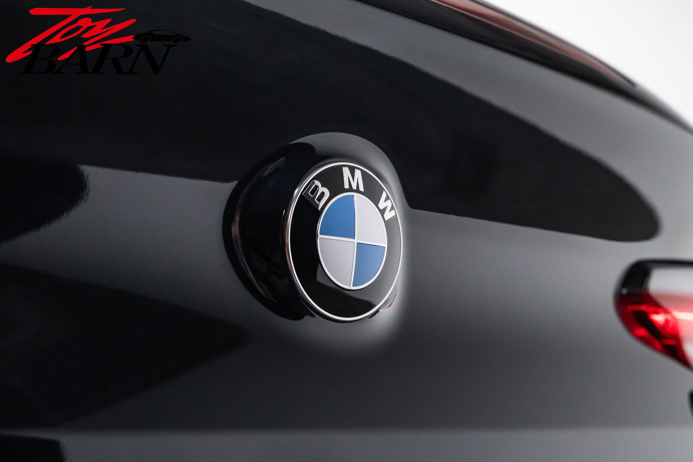 Used 2024 BMW M850i xDrive Convertible w/ M Carbon Exterior Package AWD/4WD image 22