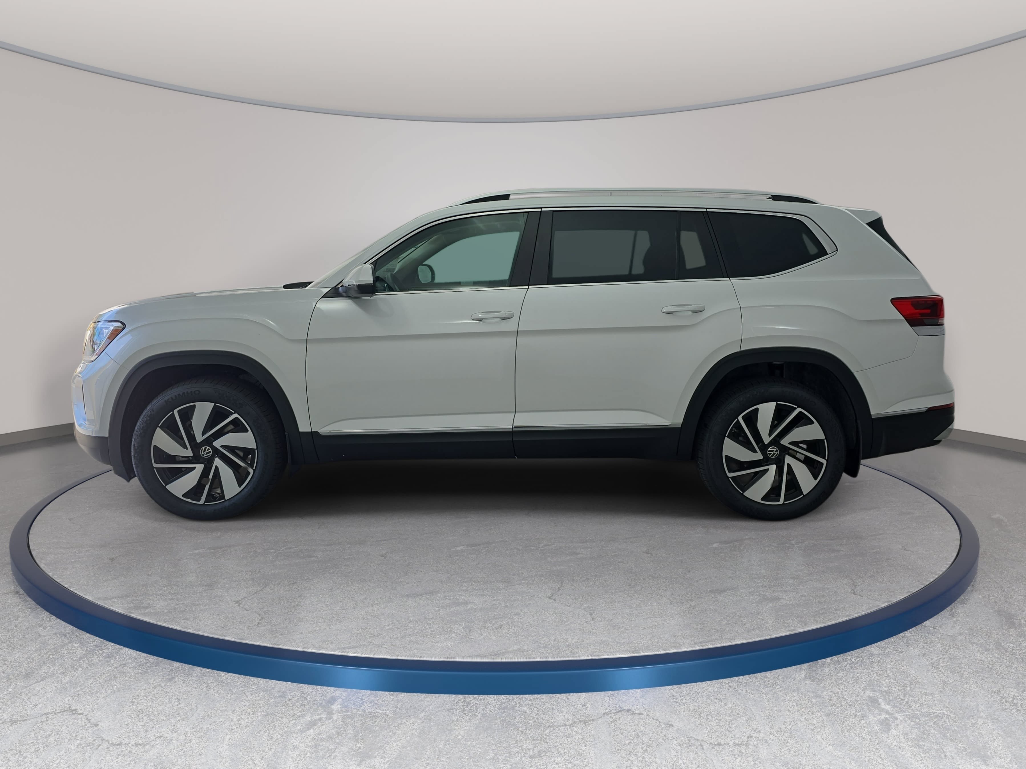 New 2026 Volkswagen Atlas SEL AWD/4WD image 8