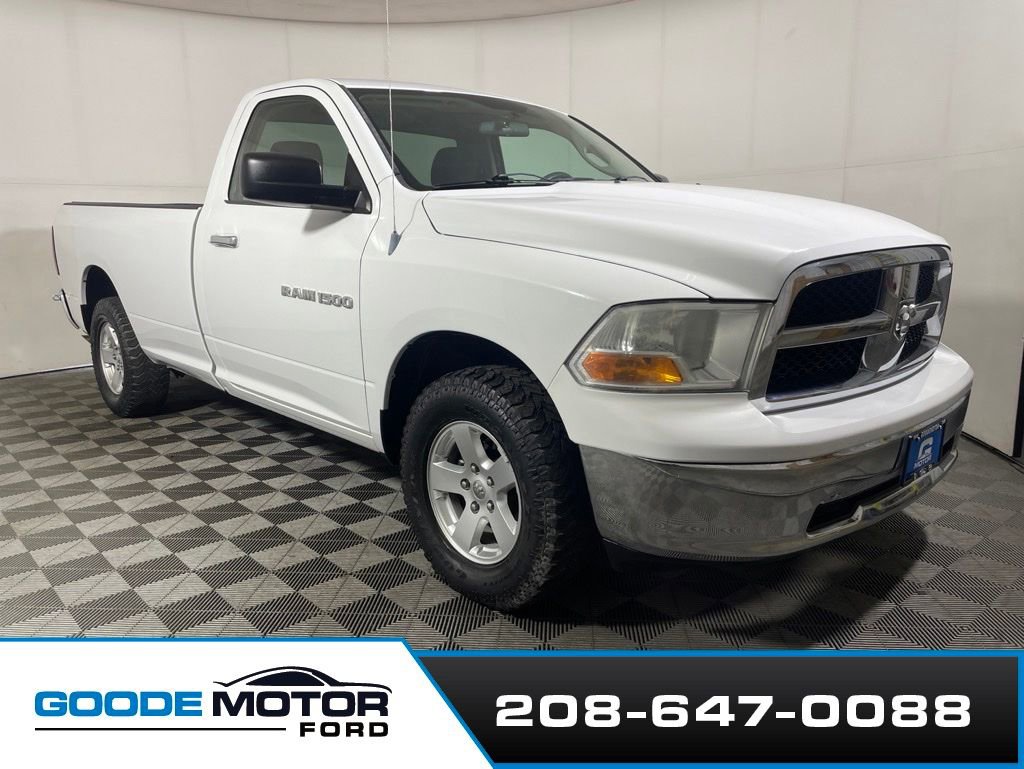 Used 2012 RAM 1500 Classic SLT AWD/4WD image 2
