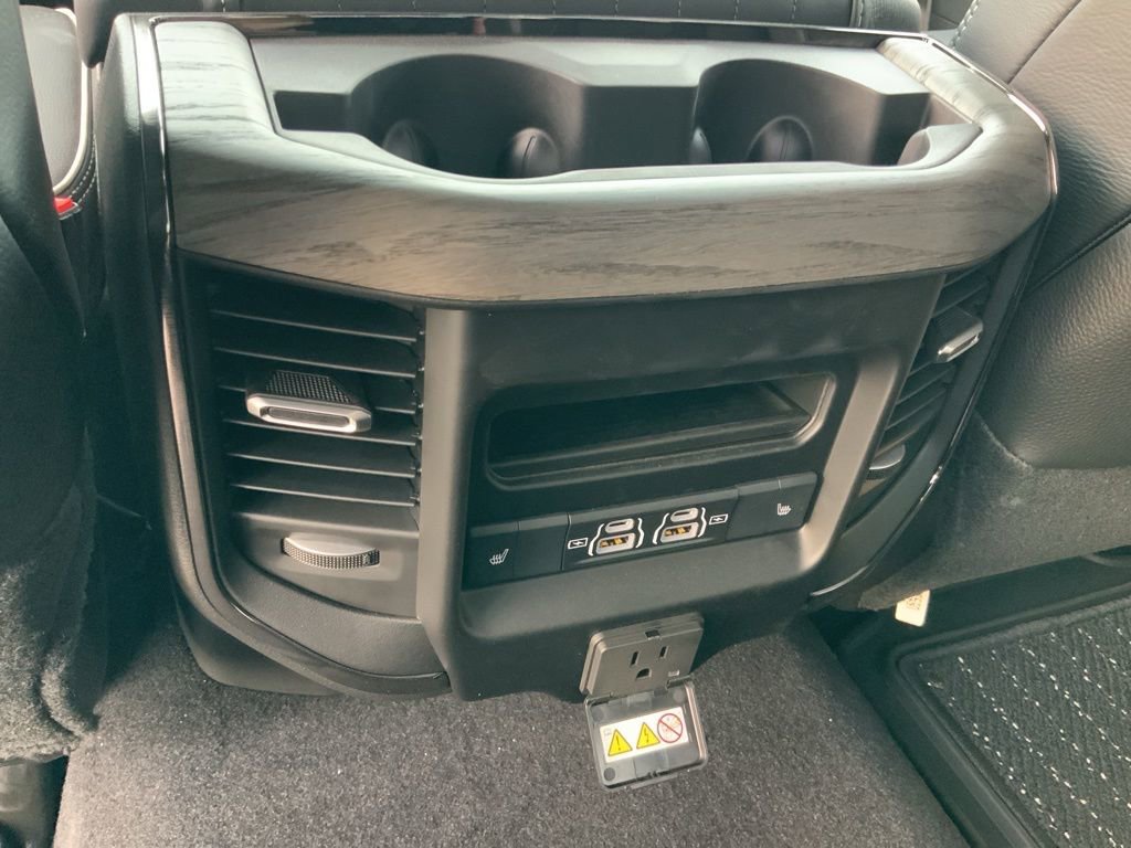 New 2026 RAM 2500 Limited image 22