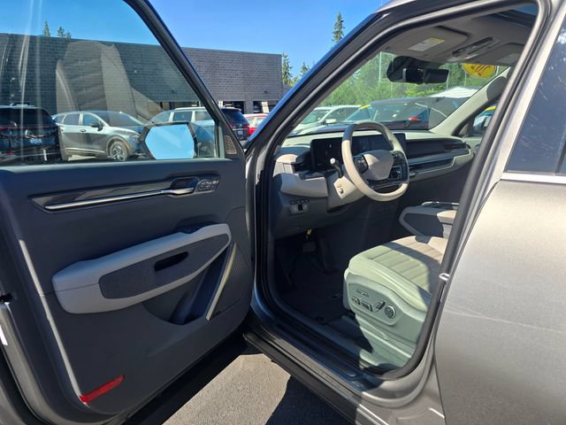 Certified 2024 Kia EV9 Land AWD/4WD image 23