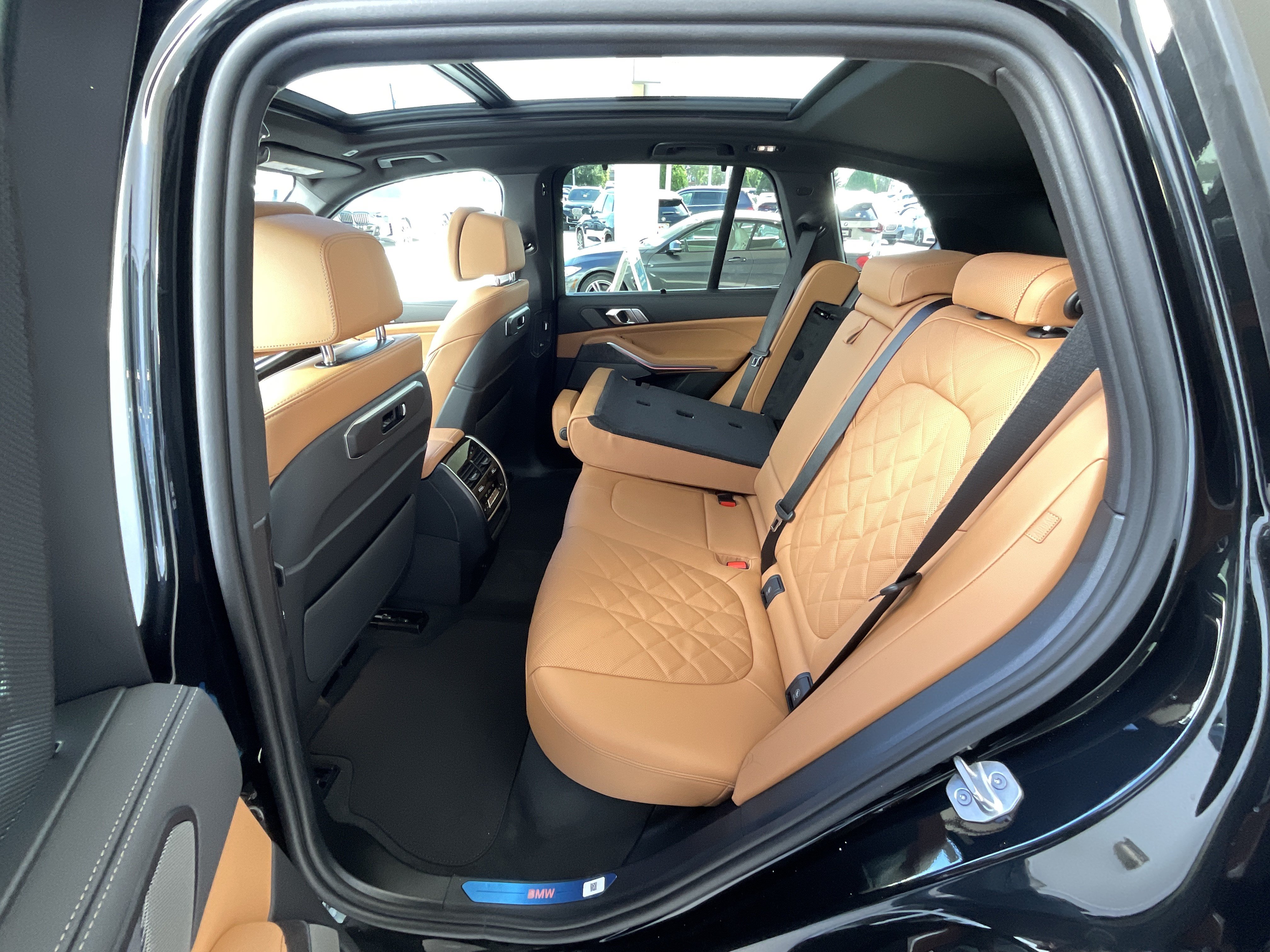 New 2026 BMW X5 xDrive40i w/ Climate Comfort Package AWD/4WD image 28