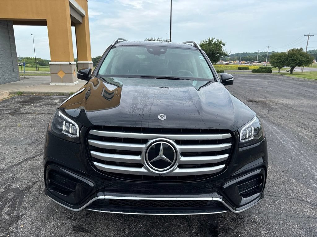 Used 2026 Mercedes-Benz GLS 450 4MATIC image 2