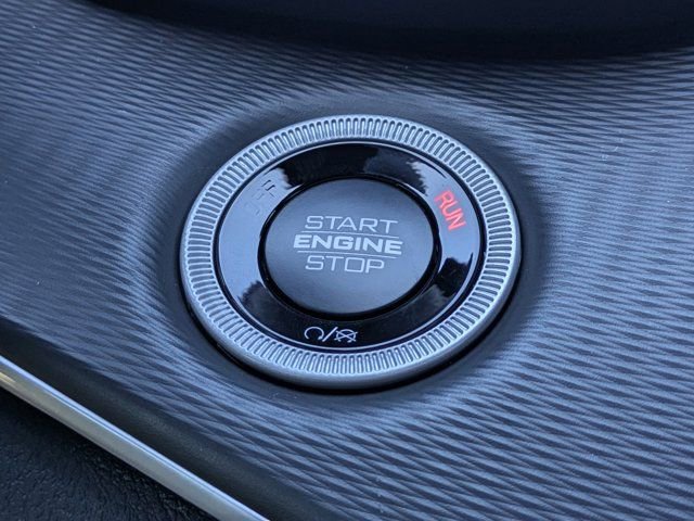 New 2025 Jeep Grand Cherokee Altitude image 25