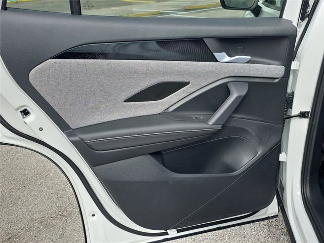 New 2026 Volkswagen Tiguan S image 8