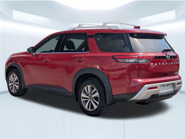 Used 2023 Nissan Pathfinder SL AWD/4WD image 4