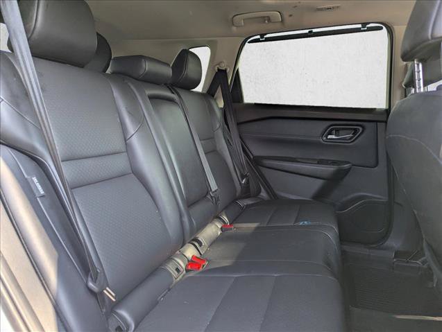 Used 2023 Nissan Rogue SV w/ SV Premium B Package FWD image 30