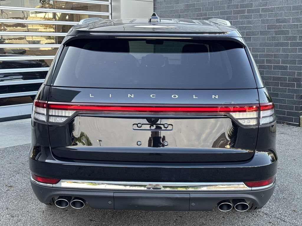 Used 2025 Lincoln Aviator Reserve w/ Illumination Package AWD/4WD image 5
