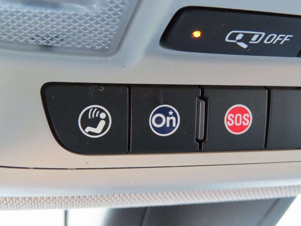 Used 2018 Chevrolet Traverse LT image 12