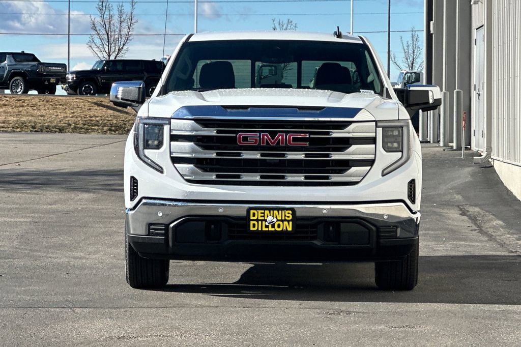 Used 2025 GMC Sierra 1500 SLE w/ Preferred Package AWD/4WD image 6
