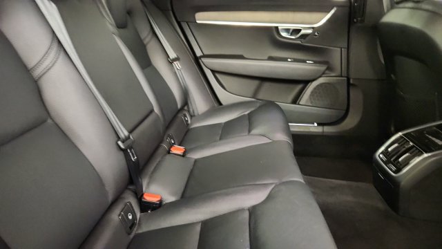 Certified 2023 Volvo S90 B6 Plus w/ Protection Package Premier AWD/4WD image 32