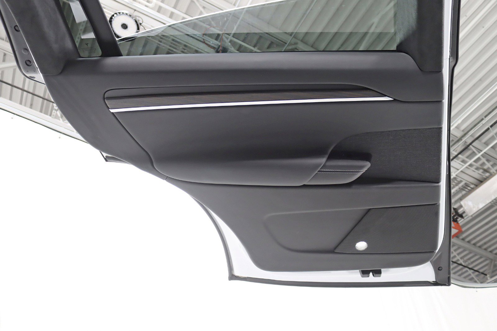 Used 2022 Tesla Model X image 36