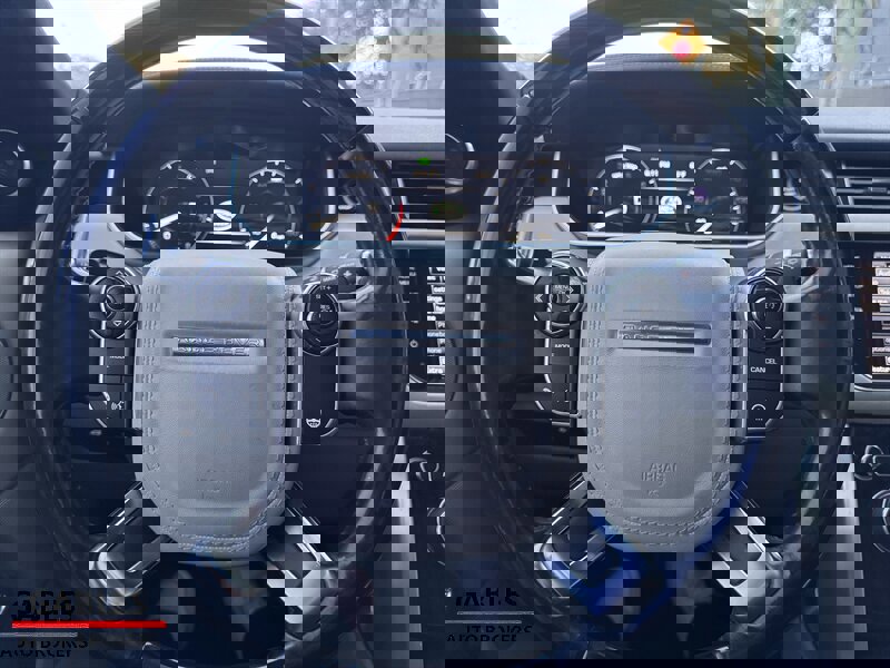 Used 2014 Land Rover Range Rover HSE image 11