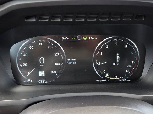Used 2020 Volvo XC90 T5 Momentum w/ Protection Package FWD image 24