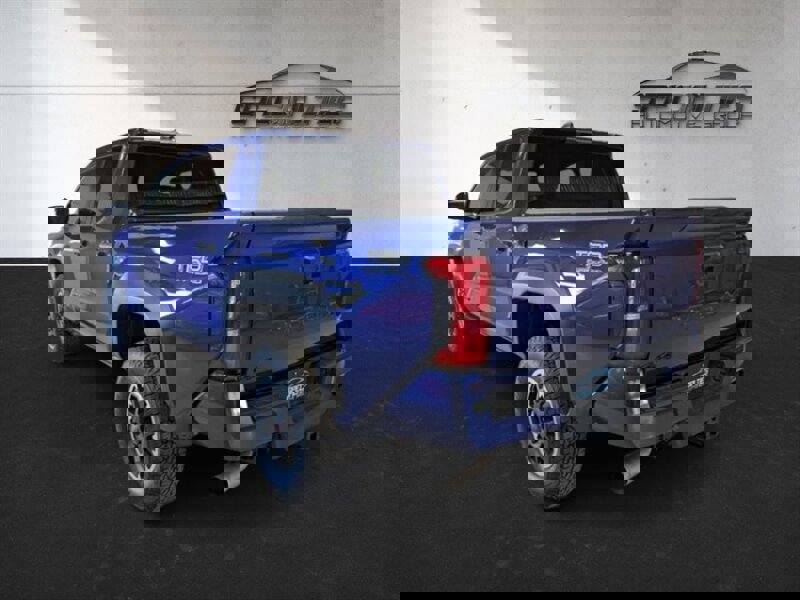 Used 2024 Toyota Tacoma TRD Off-Road image 8