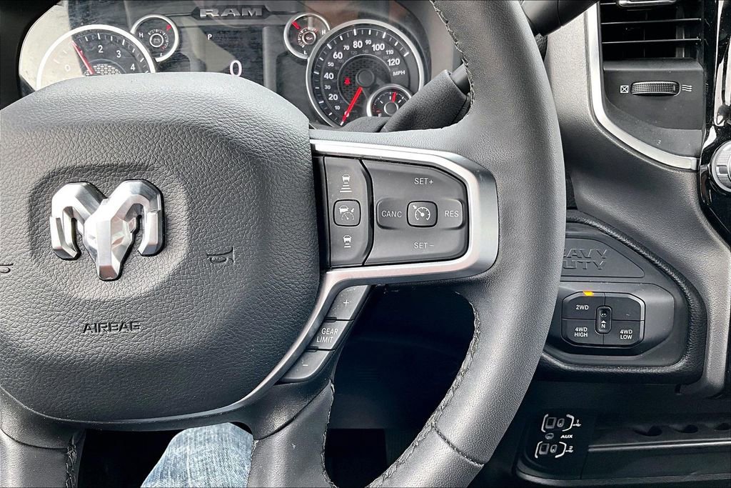 Certified 2025 RAM 2500 Big Horn AWD/4WD image 7