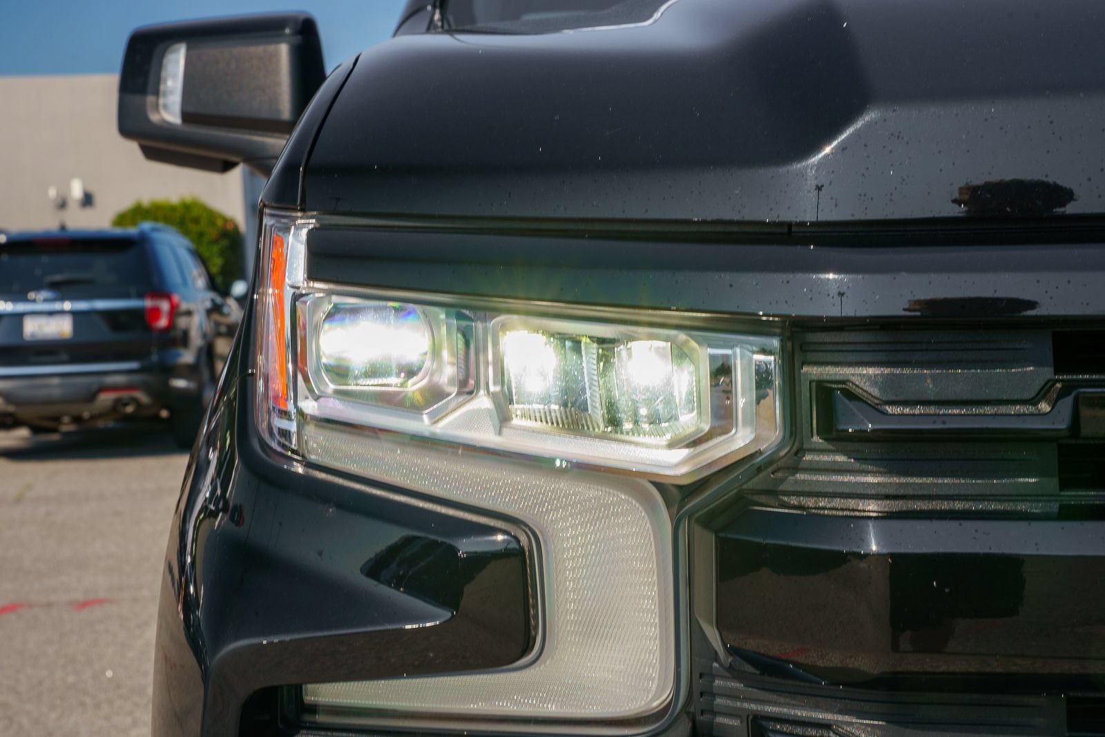 Used 2022 Chevrolet Silverado 1500 LT Trail Boss w/ LT Trail Boss Premium Package AWD/4WD image 11