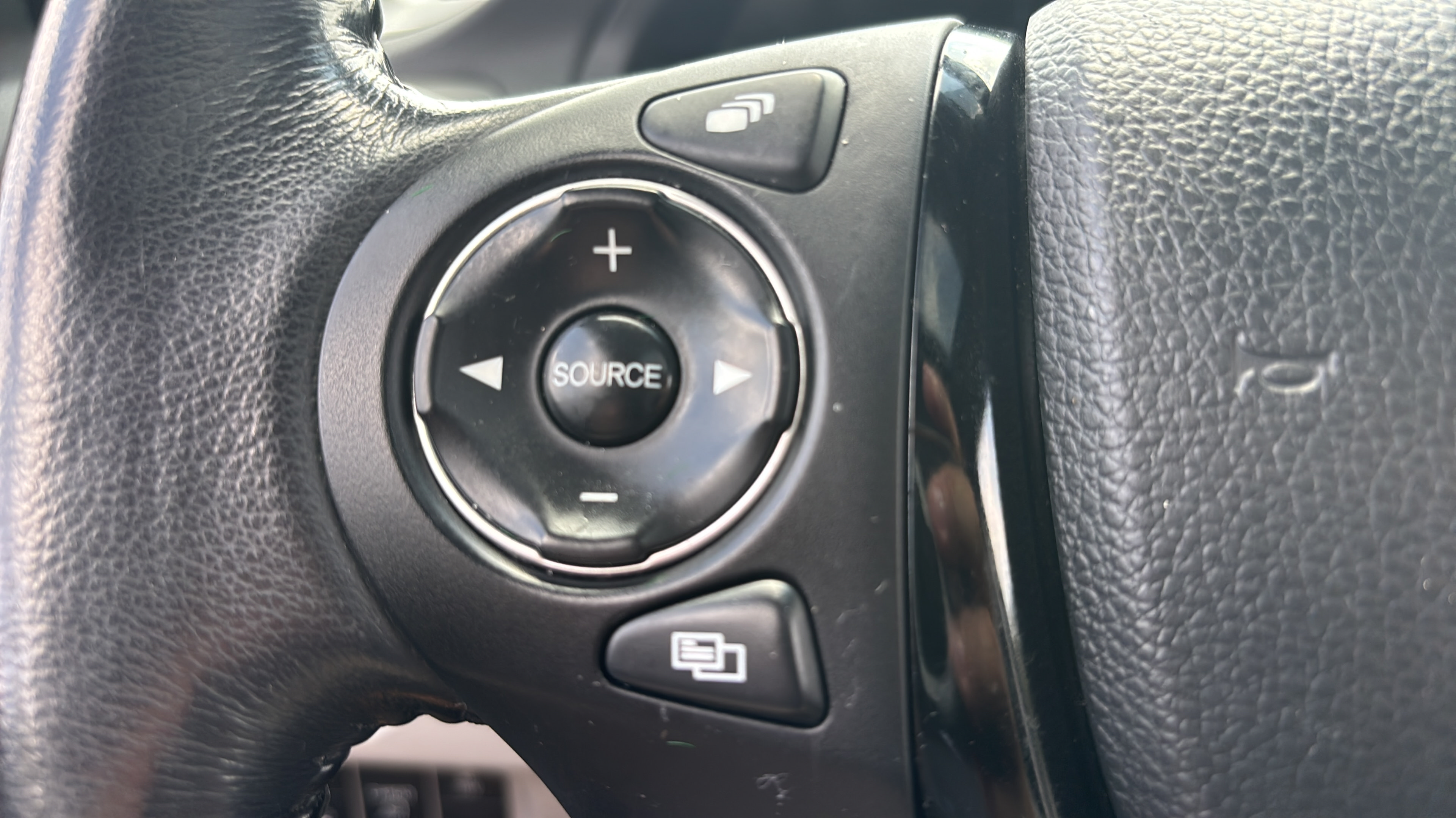 Used 2017 Honda Ridgeline RTL-E image 24