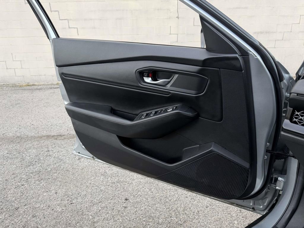 Used 2024 Honda Accord Sport image 19