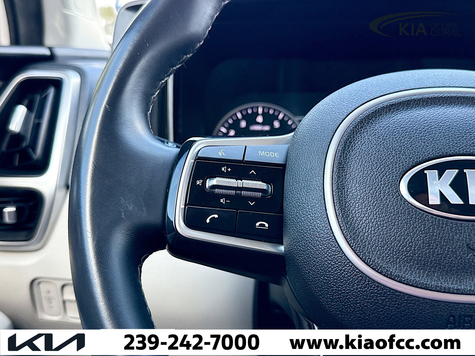 Used 2021 Kia Sorento EX w/ Panoramic Sunroof Package image 38