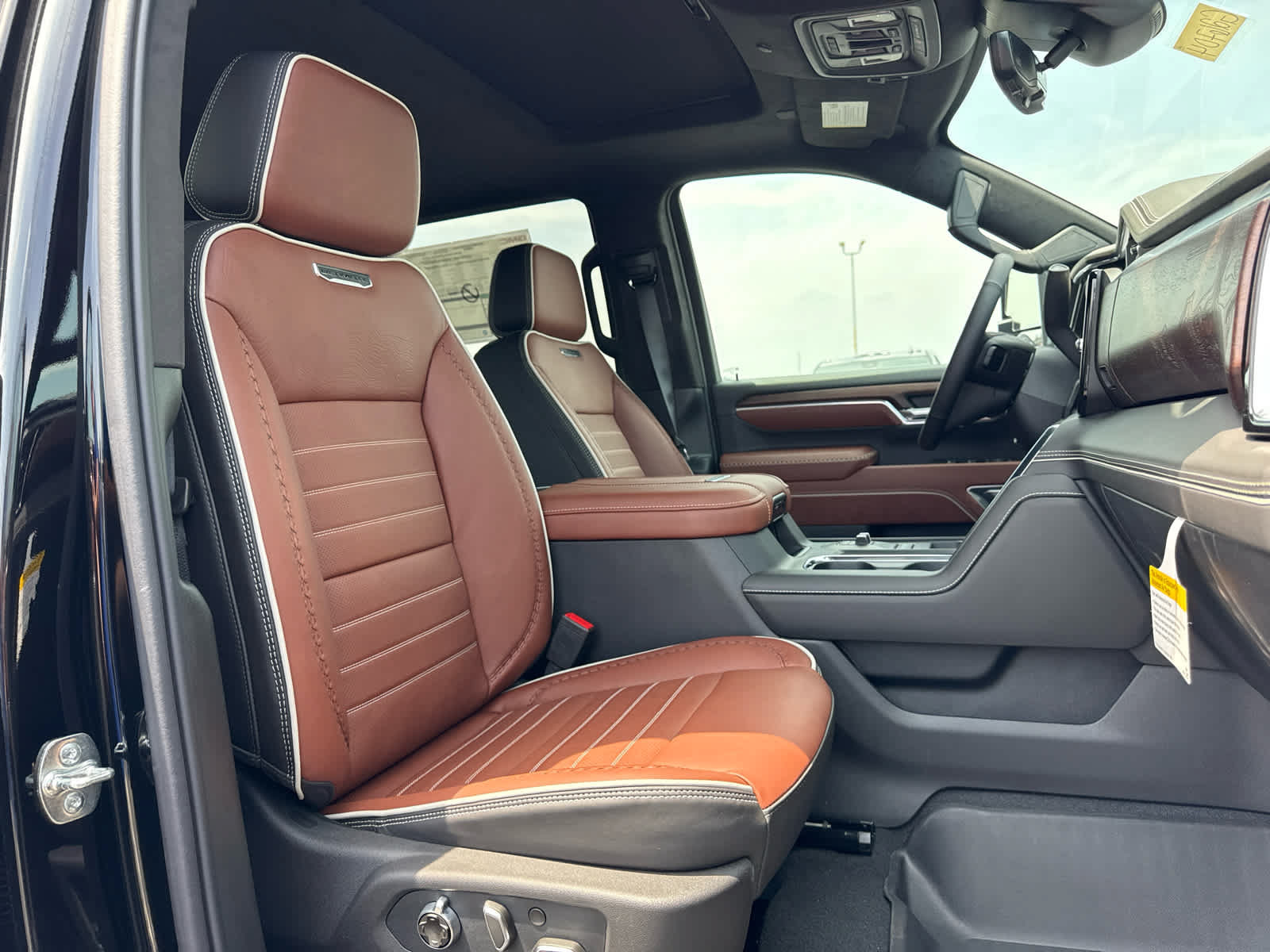 New 2026 GMC Sierra 3500 Denali Ultimate AWD/4WD image 25