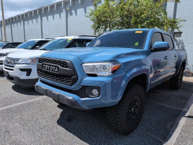 Used 2019 Toyota Tacoma SR5 AWD/4WD image 4