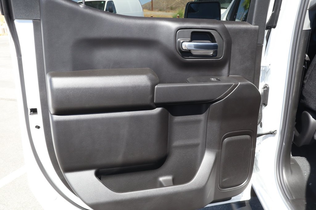 New 2026 Chevrolet Silverado 1500 Custom w/ Turbomax Blackout Package AWD/4WD image 34