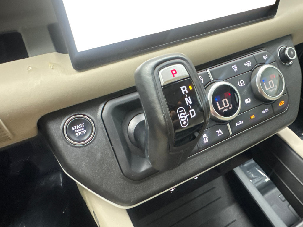 Used 2024 Land Rover Defender 130 S AWD/4WD image 69