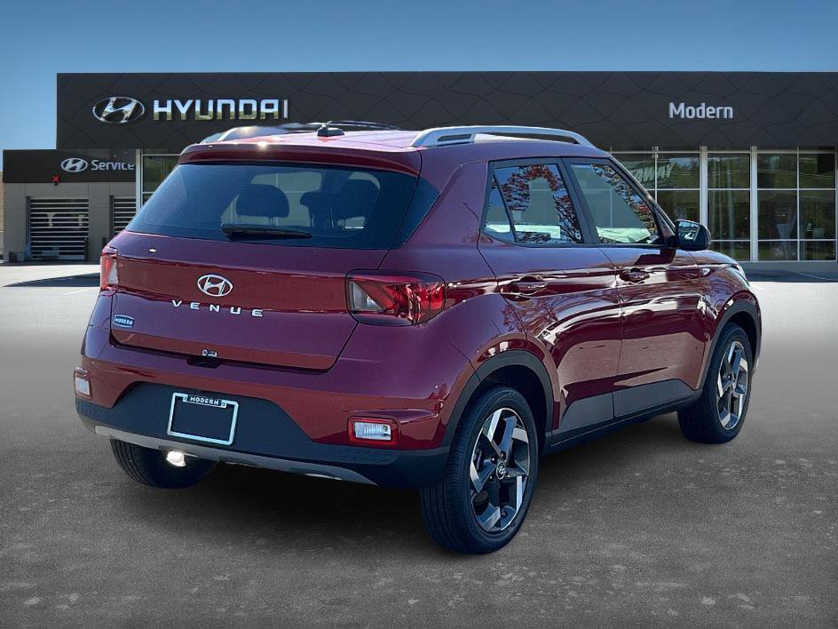 New 2026 Hyundai Venue SEL image 3
