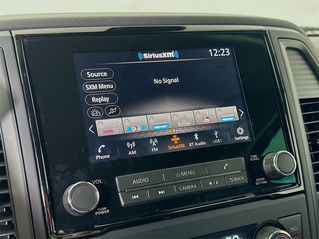 Used 2024 Nissan Titan SV w/ SV Convenience Package image 18