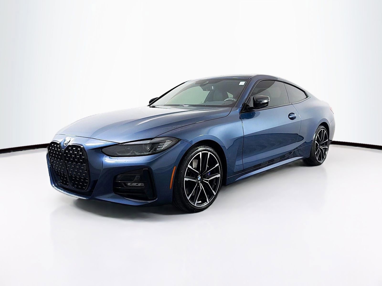 Used 2022 BMW 430i xDrive Coupe w/ M Sport Package image 3