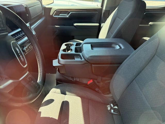 Used 2024 GMC Sierra 1500 Elevation image 29