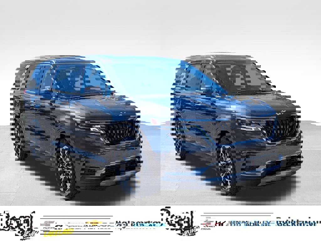 Used 2023 Kia Carnival EX image 2