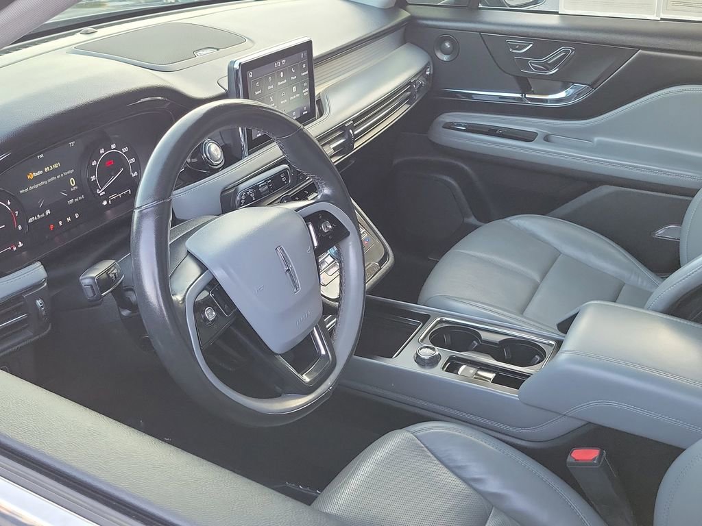 Used 2020 Lincoln Corsair Reserve image 5