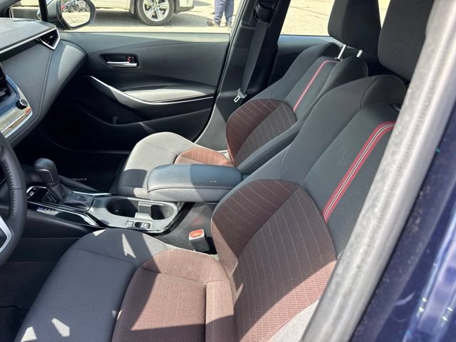 Used 2023 Toyota Corolla SE w/ Carpet Mat Package (TMS) FWD image 13