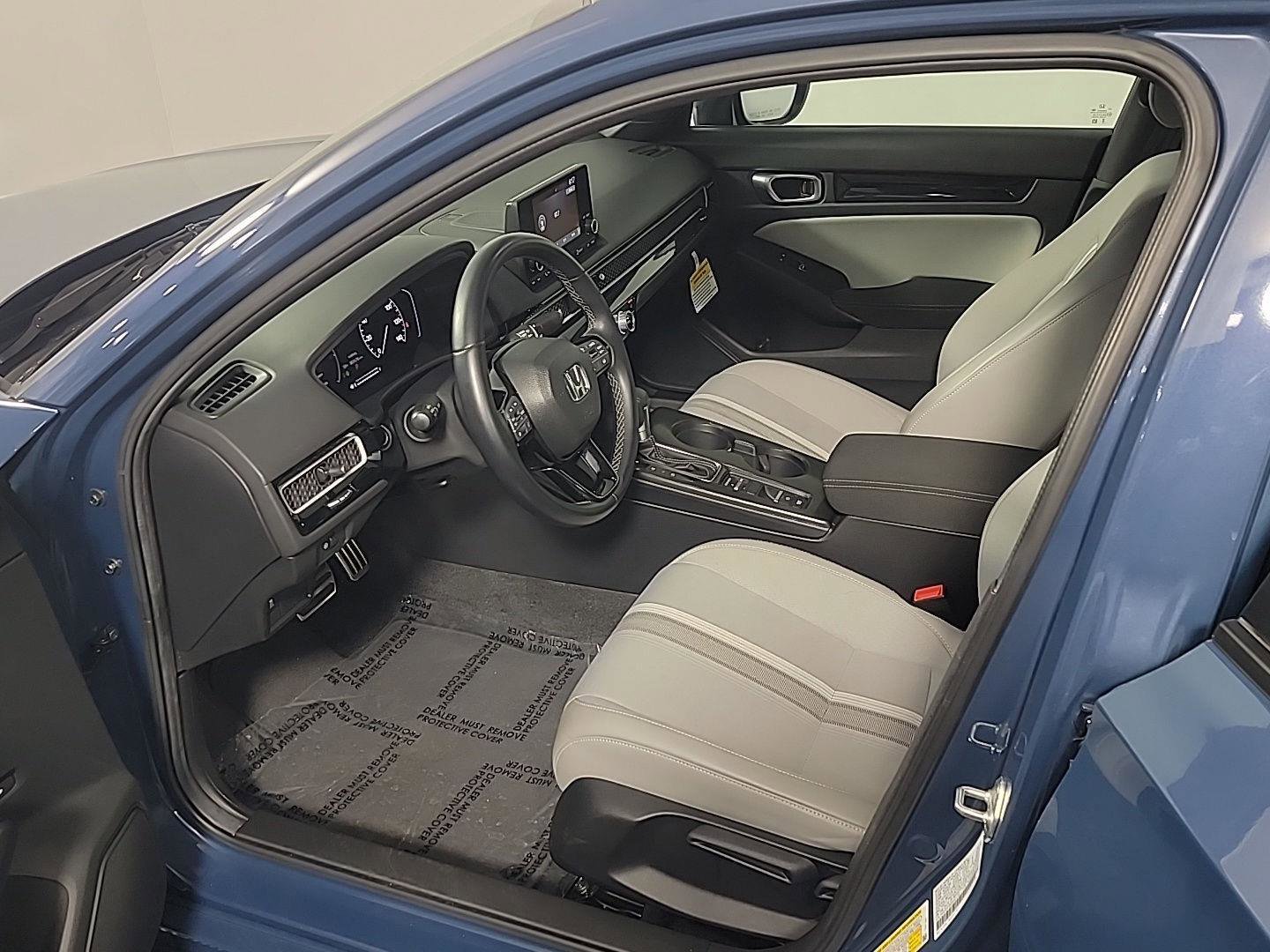 Certified 2025 Honda Civic Sport image 18