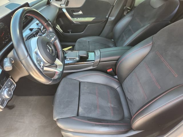 Used 2021 Mercedes-Benz A 220 image 13