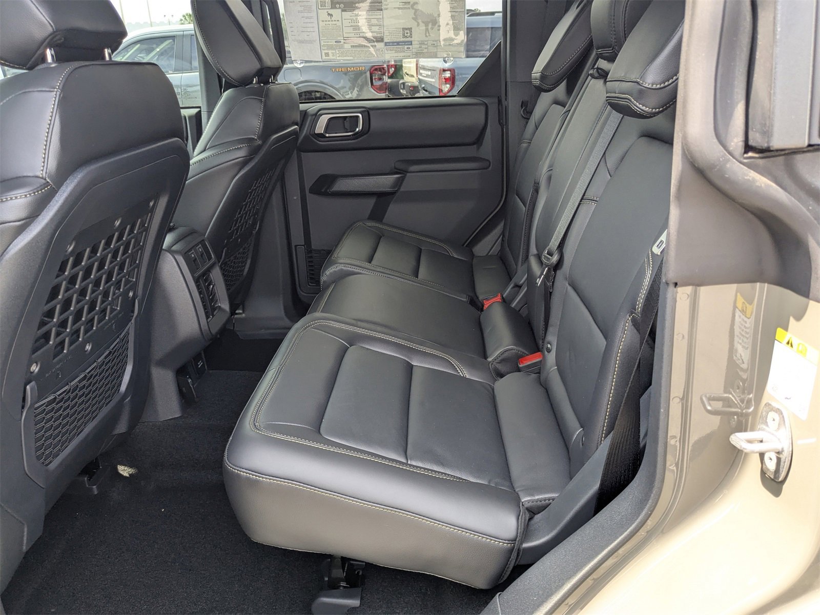 New 2025 Ford Bronco Badlands image 21