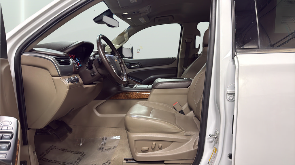 Used 2020 Chevrolet Tahoe Premier AWD/4WD image 28