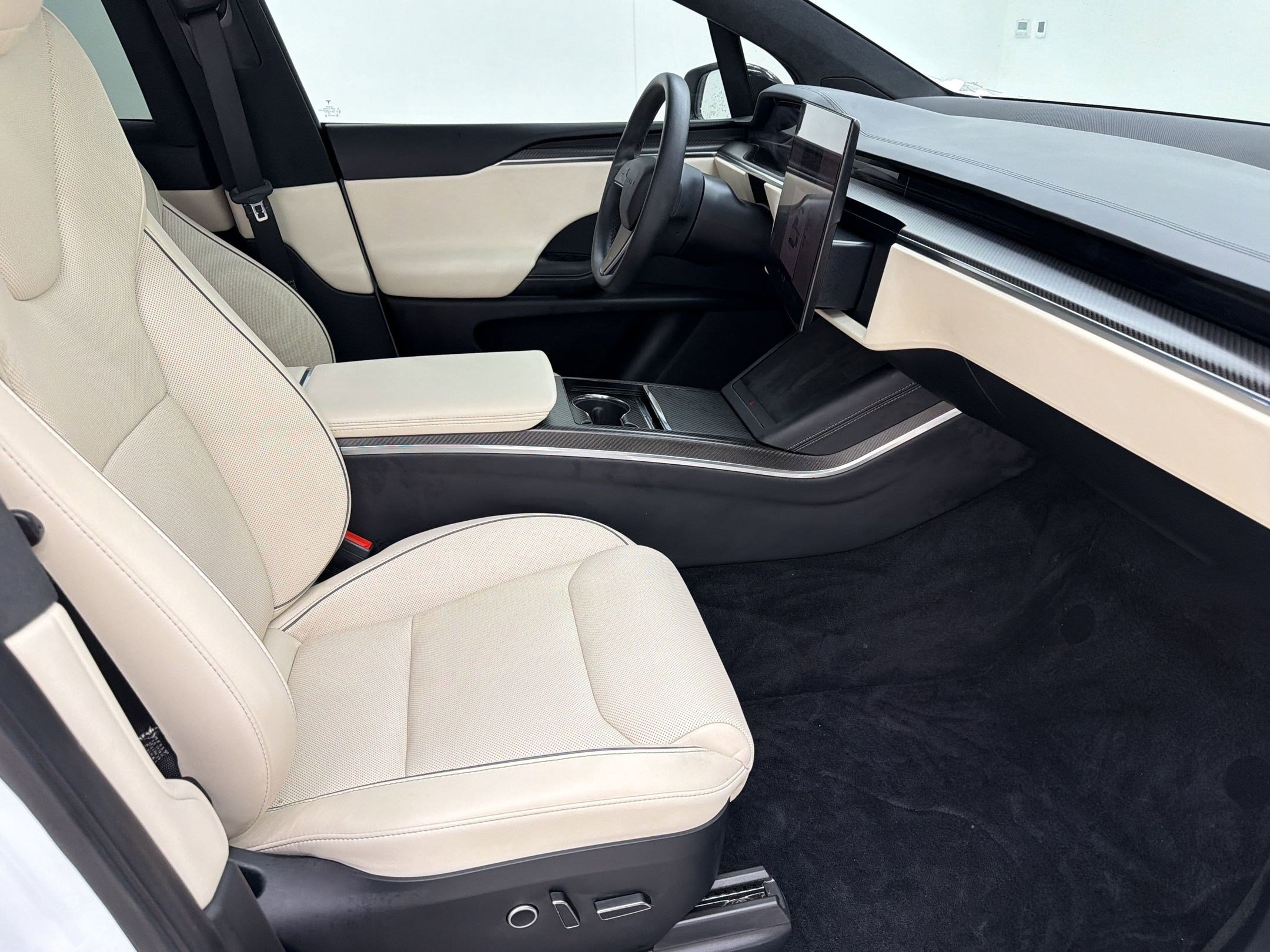 Used 2023 Tesla Model X Plaid AWD/4WD image 27