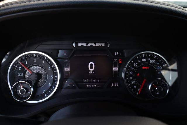 Used 2023 RAM 1500 Laramie AWD/4WD image 19
