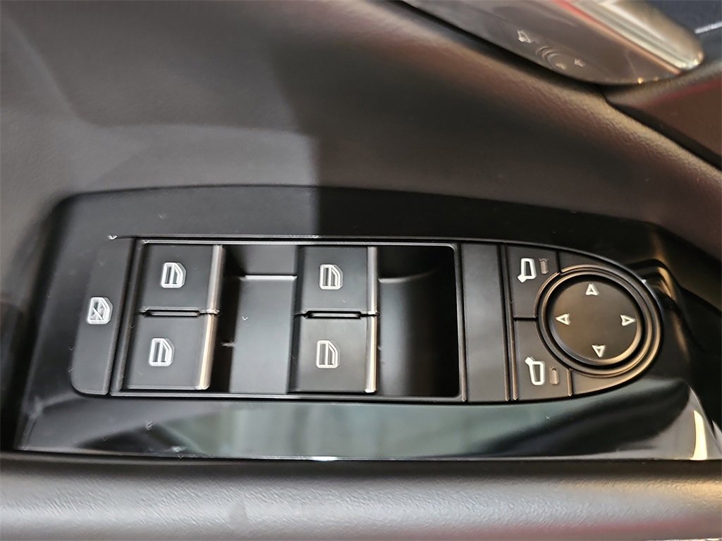 New 2025 MAZDA CX-30 AWD 2.5 S w/ Preferred Package image 28