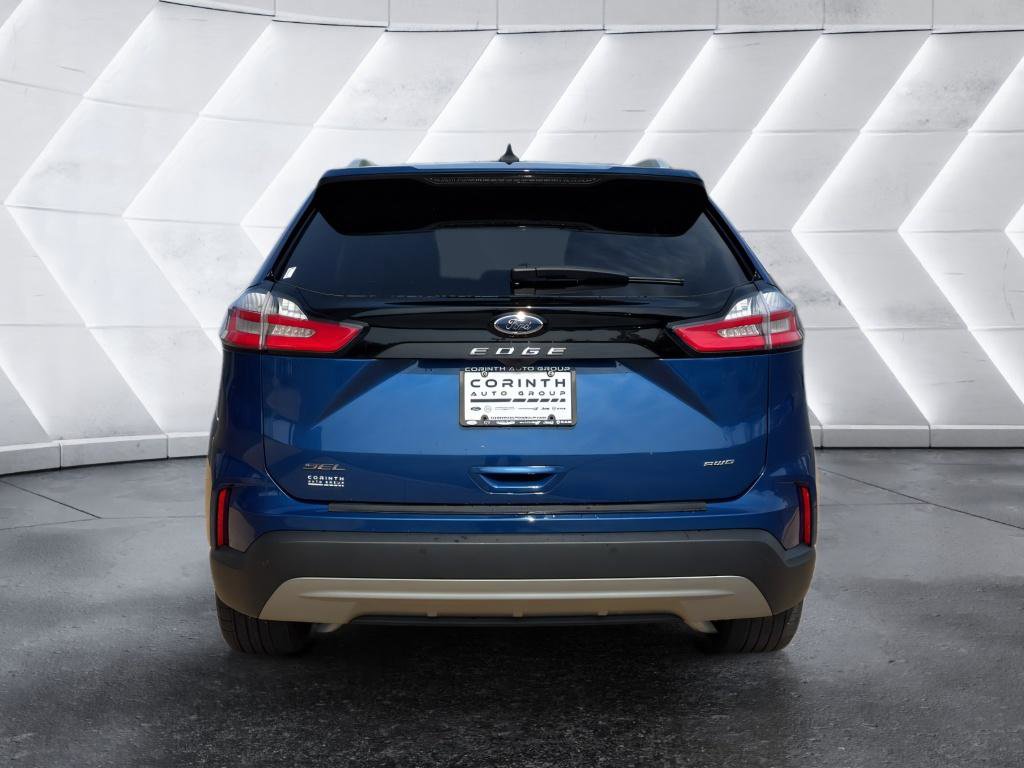 Used 2024 Ford Edge SEL w/ Convenience Package AWD/4WD image 4