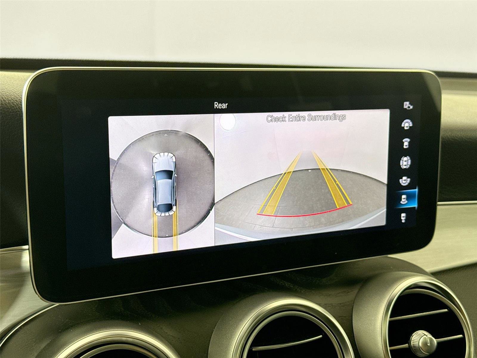 Used 2023 Mercedes-Benz GLC 300 4MATIC Coupe image 24