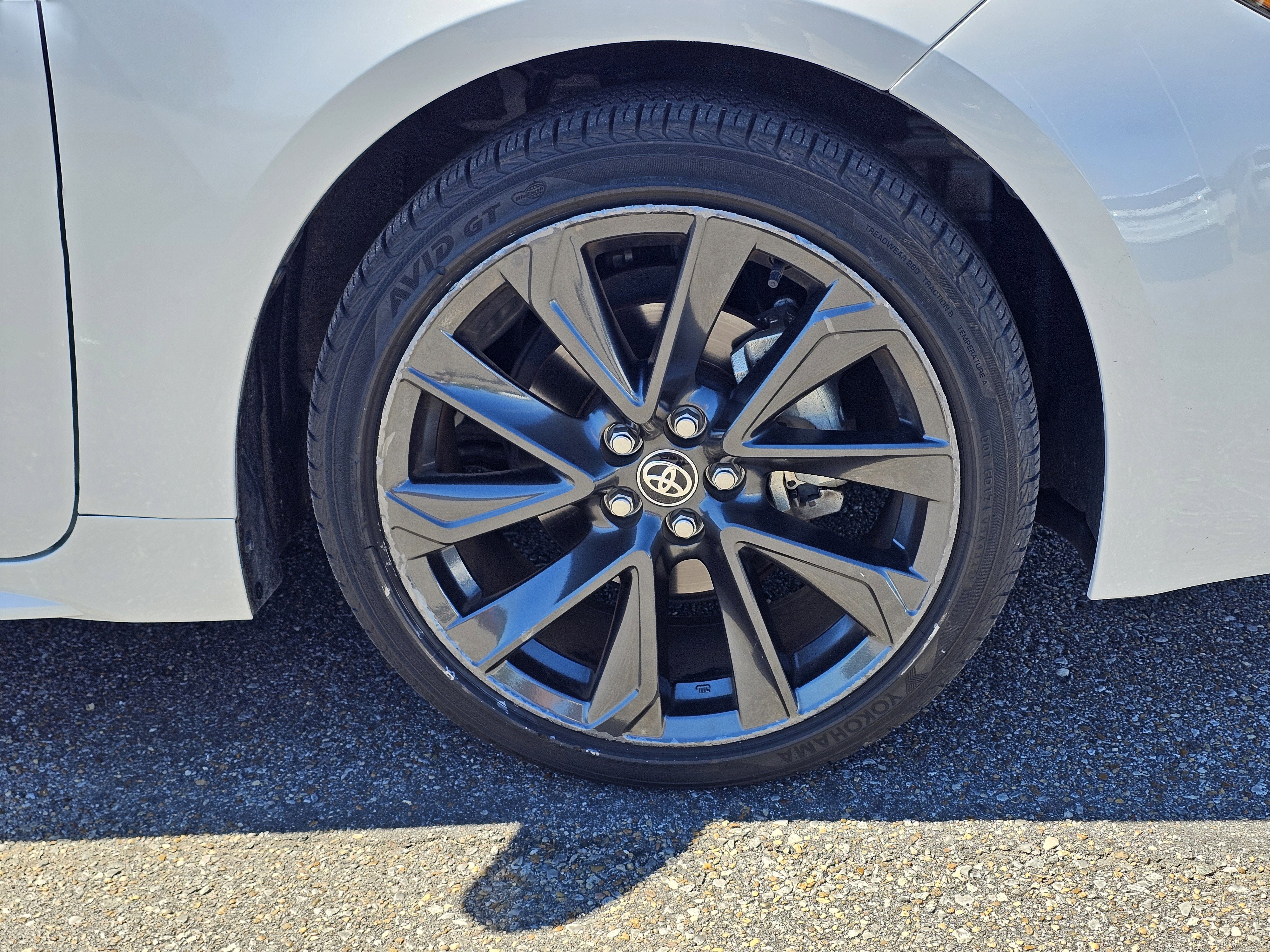 Used 2023 Toyota Corolla XSE FWD image 6