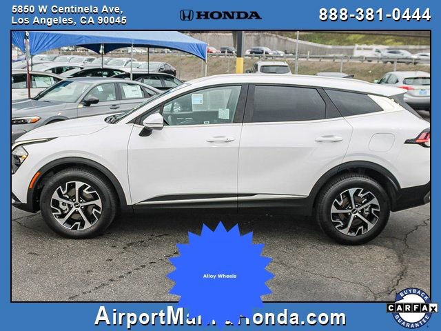 Used 2023 Kia Sportage EX image 3