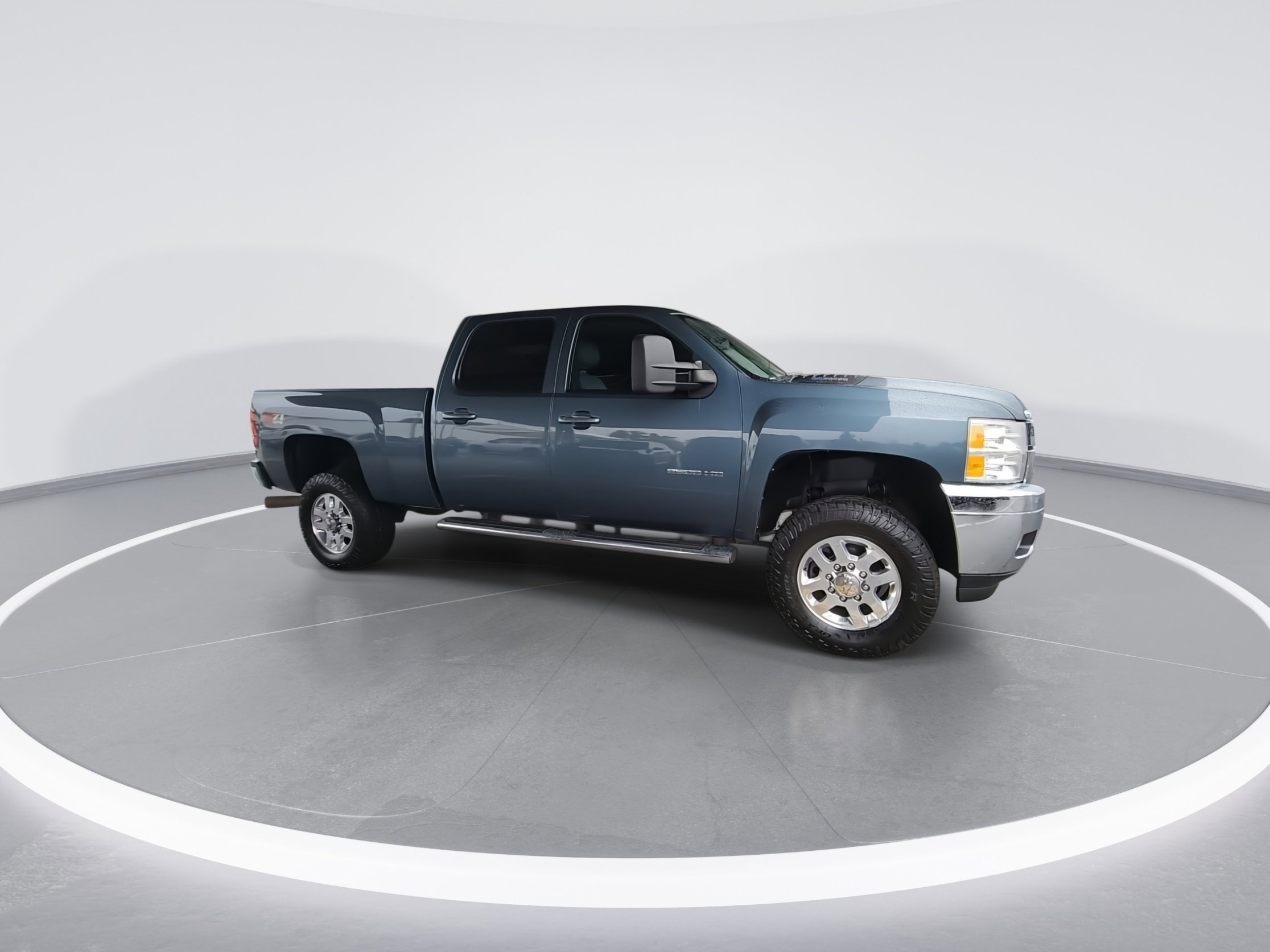 Used 2012 Chevrolet Silverado 2500 LTZ w/ LTZ Plus Package image 9