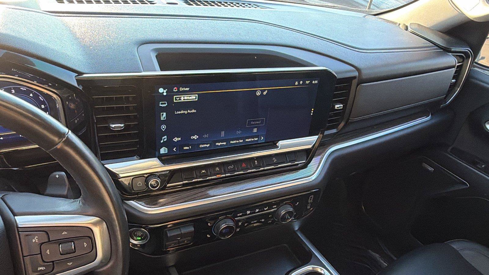 Used 2022 Chevrolet Silverado 1500 RST AWD/4WD image 31
