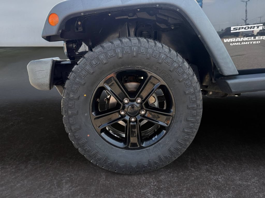 Used 2017 Jeep Wrangler Unlimited Sport w/ Quick Order Package 24S AWD/4WD image 9